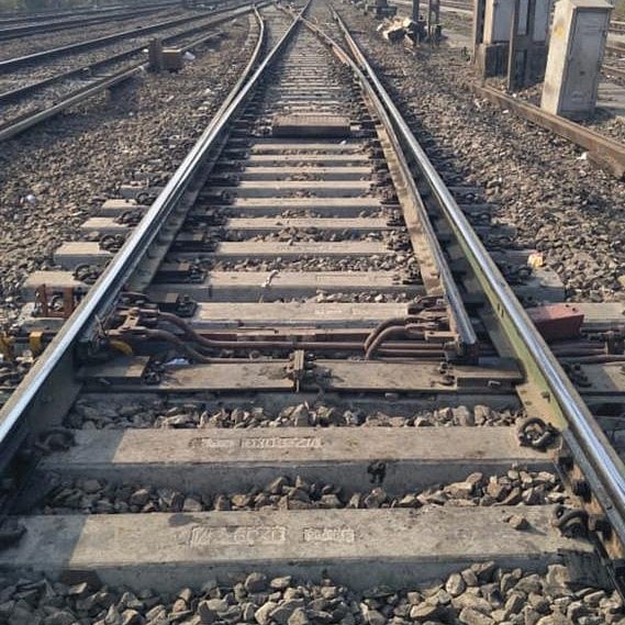 WR successfully carries out work of removal of operational constraints at Borivali station
