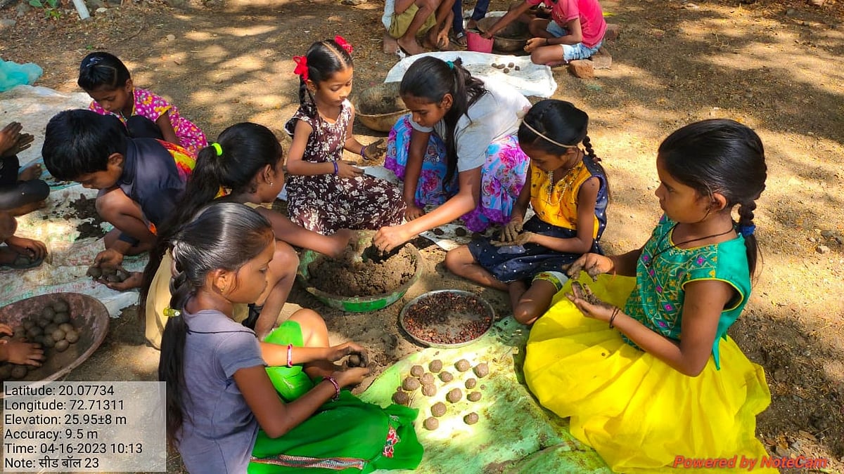 Green Palghar initiative: 53 primary school students prepare 23,000 seed balls in 2 days 