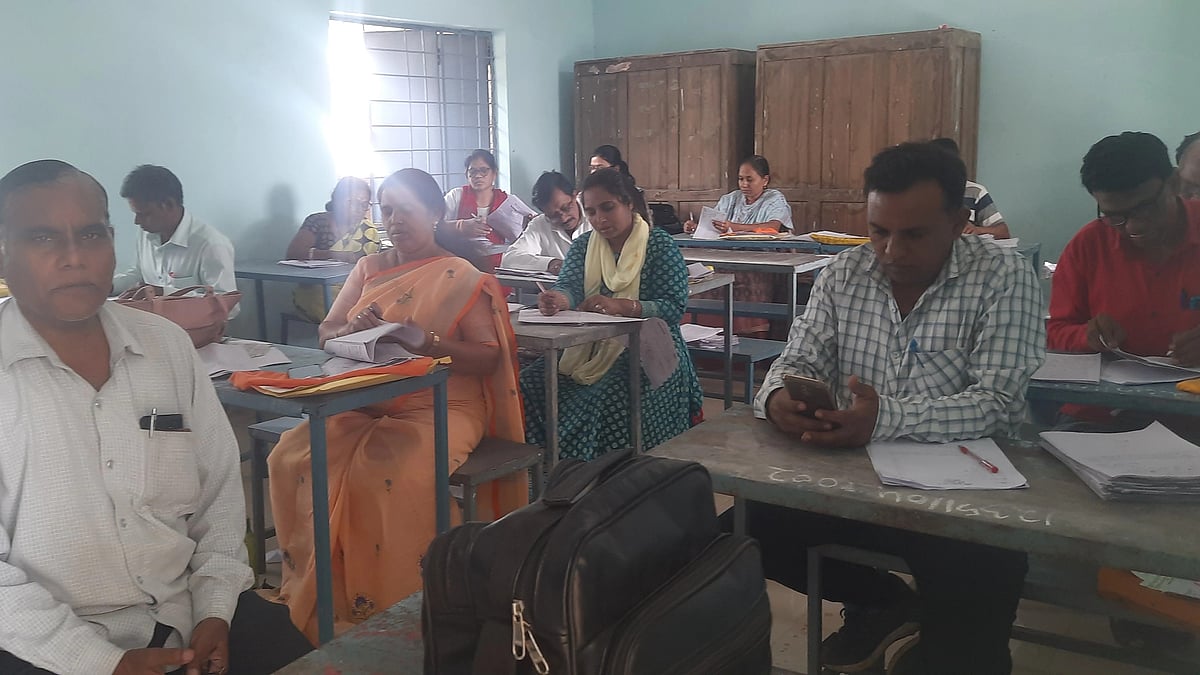 Madhya Pradesh: Technical glitch affects evaluation of answer sheets in Meghnagar