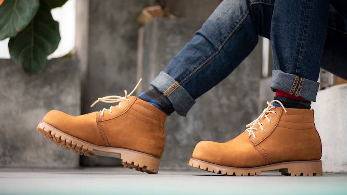 5 Footwear options for men to pair with western and ethnic wear
