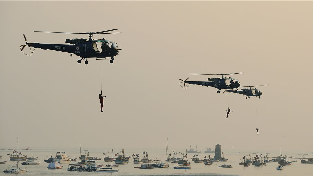 West Bengal: Marine commando dies during para drop exercise
