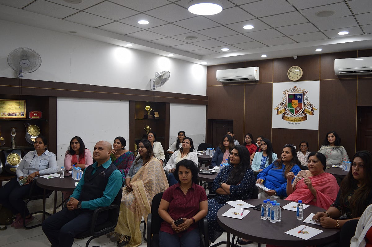 Indore: Focus on self-acceptance & self-management key to developing leadership skills 