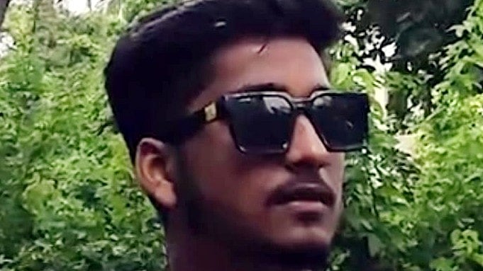 Bhopal: Pharma student jumps to death from hostel building 
