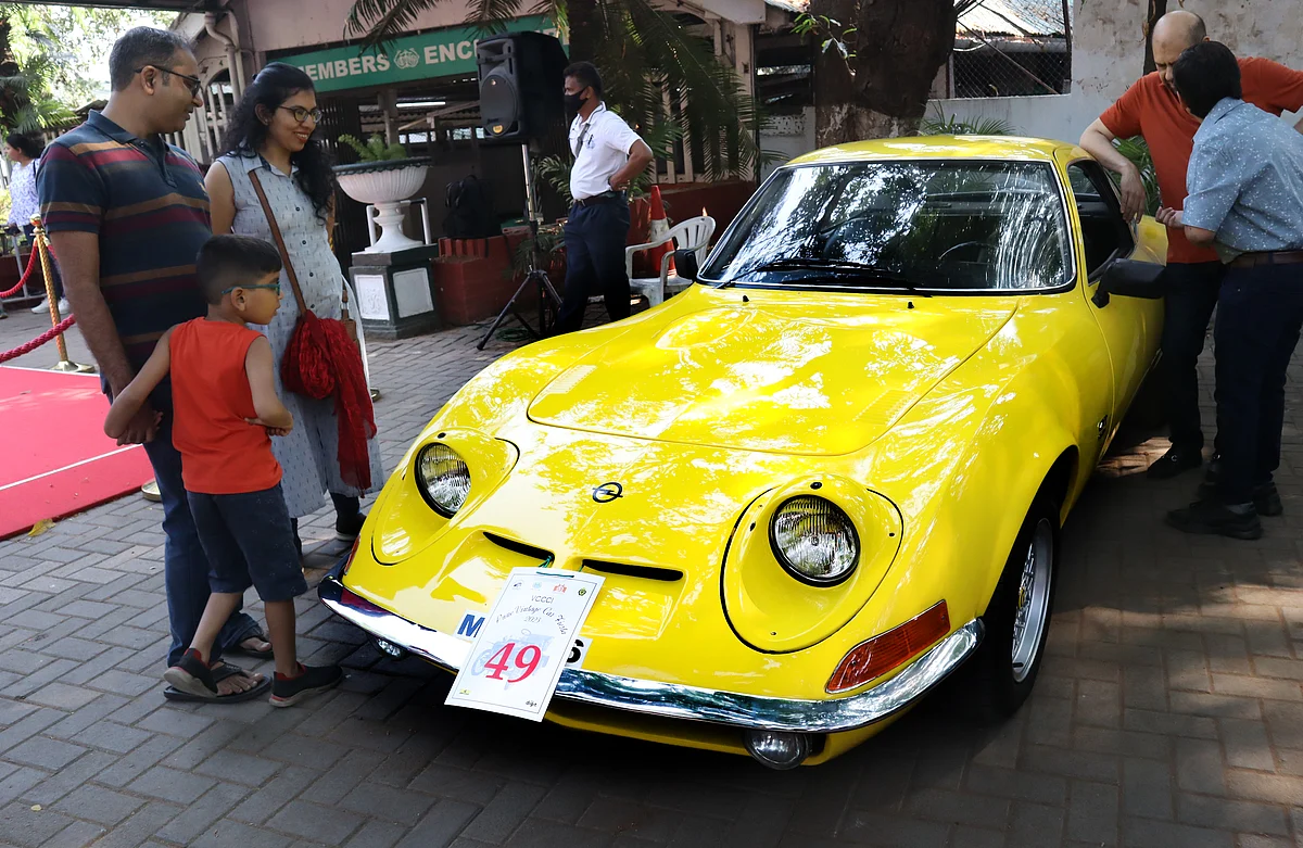 Vintage & Classic Car Club of India is the oldest and foremost vintage car clubs of India
