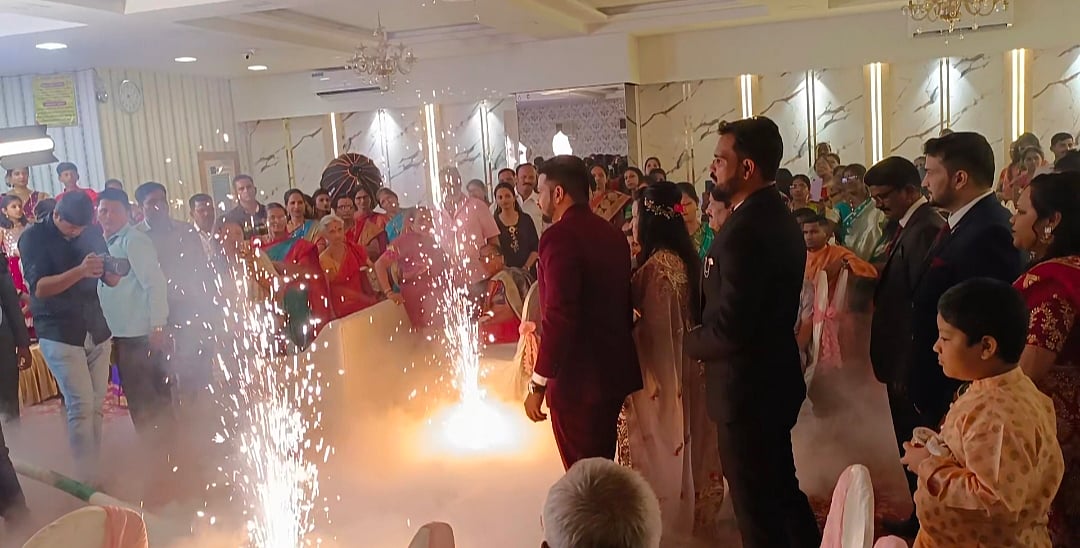 Banquets in Thane flout fire safety norms, crackers lit inside during marriage ceremony