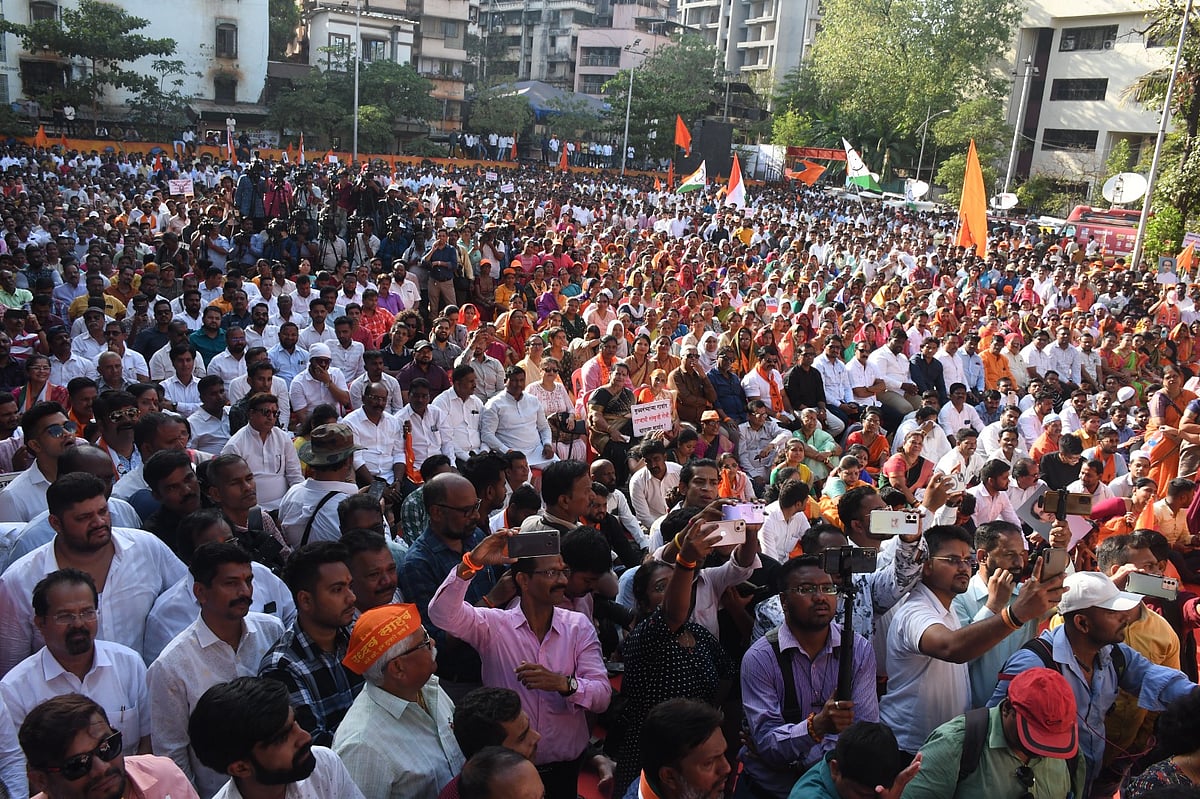 Thane: Shiv Sena UBT leader Aditya Thackeray leads protest rally over attack on its women's wing chief