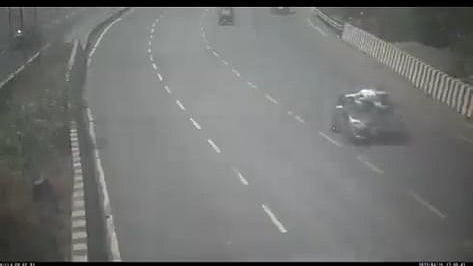 On Camera: High on drugs, car driver drags traffic cop for 20 km between Vashi & Gavan Phata in Navi Mumbai; arrested