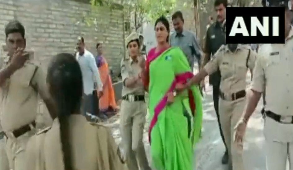 WATCH: YSRTP chief YS Sharmila arrested after altercation with Police in Hyderabad | 
