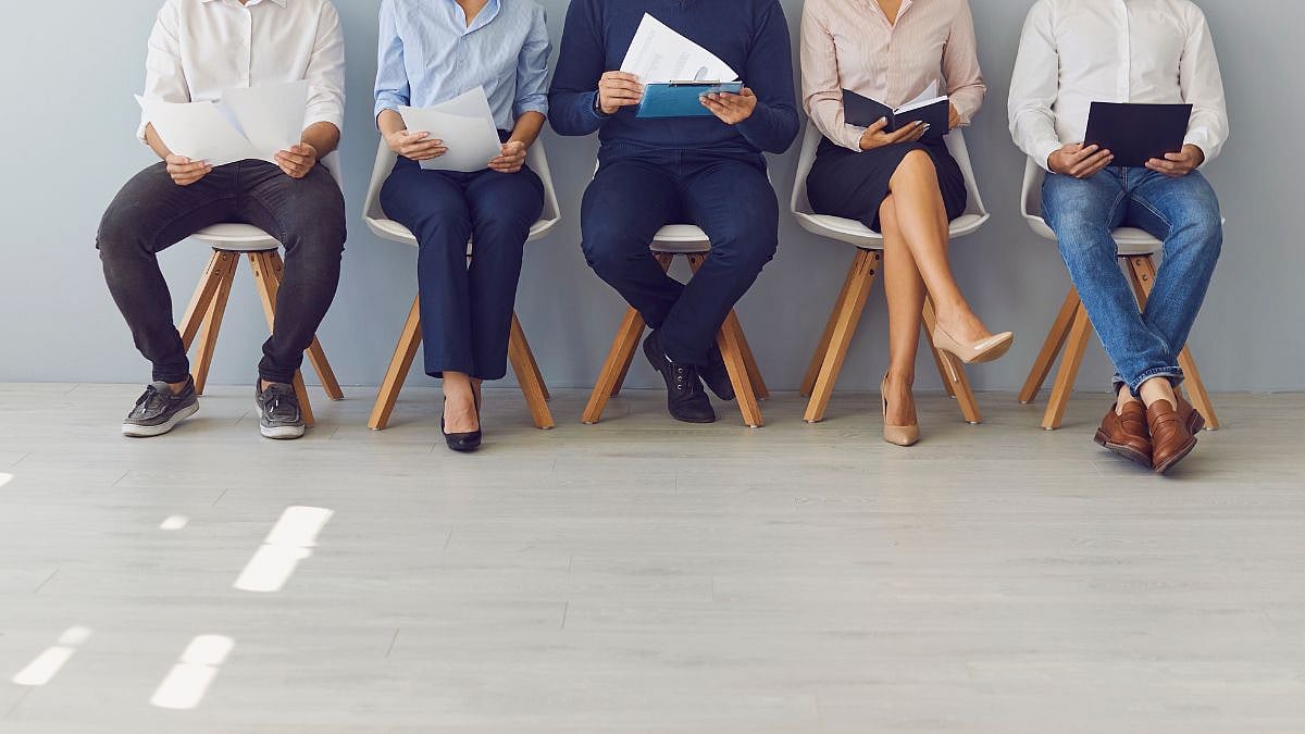 IT companies slow down hiring; TCS and Infosys see a drop in headcount in FY23