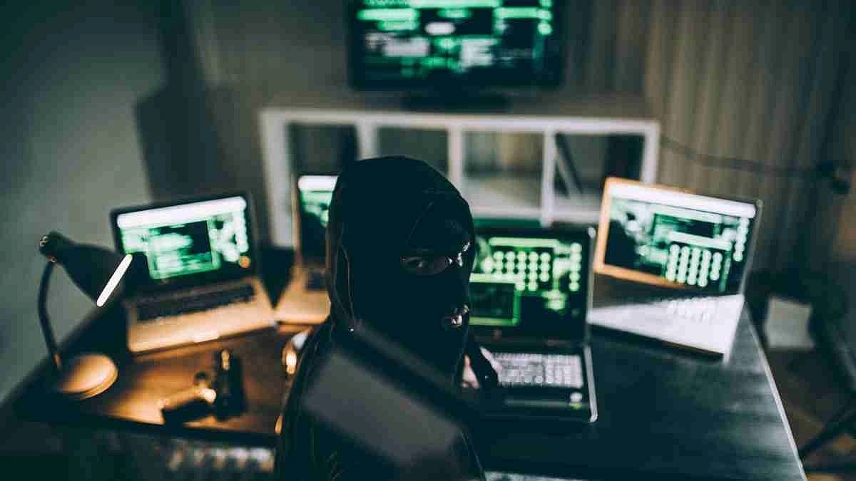 Mumbai Cyber Safe: Man loses over ₹2 lakh in cyber fraud while tracking online order for Ramzan Eid