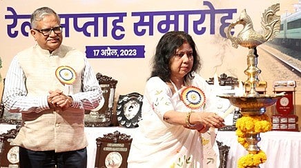 Mumbai: Western Railway celebrates achievements and releases booklets at 68th railway week function