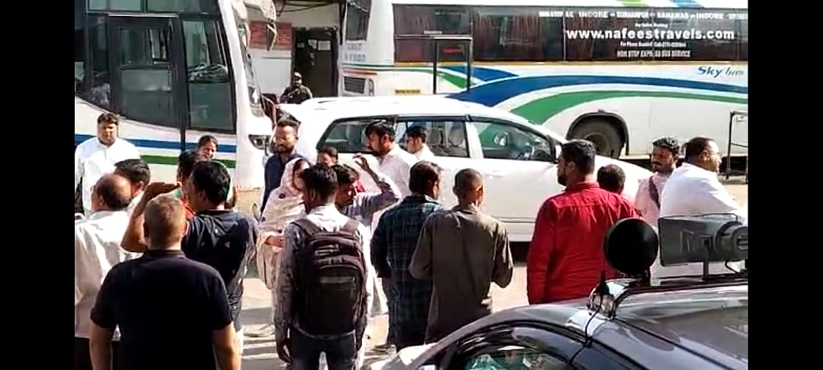 Indore: Chintu Choukse, Shaikh Alim clash with each other