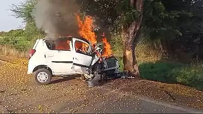 MP Tragedy: 4, including 3 of a family, charred to death after their car rams into tree and explodes in Harda