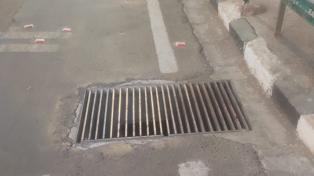 On Peddar Road climb near Mahalakshmi / Cadbury junction