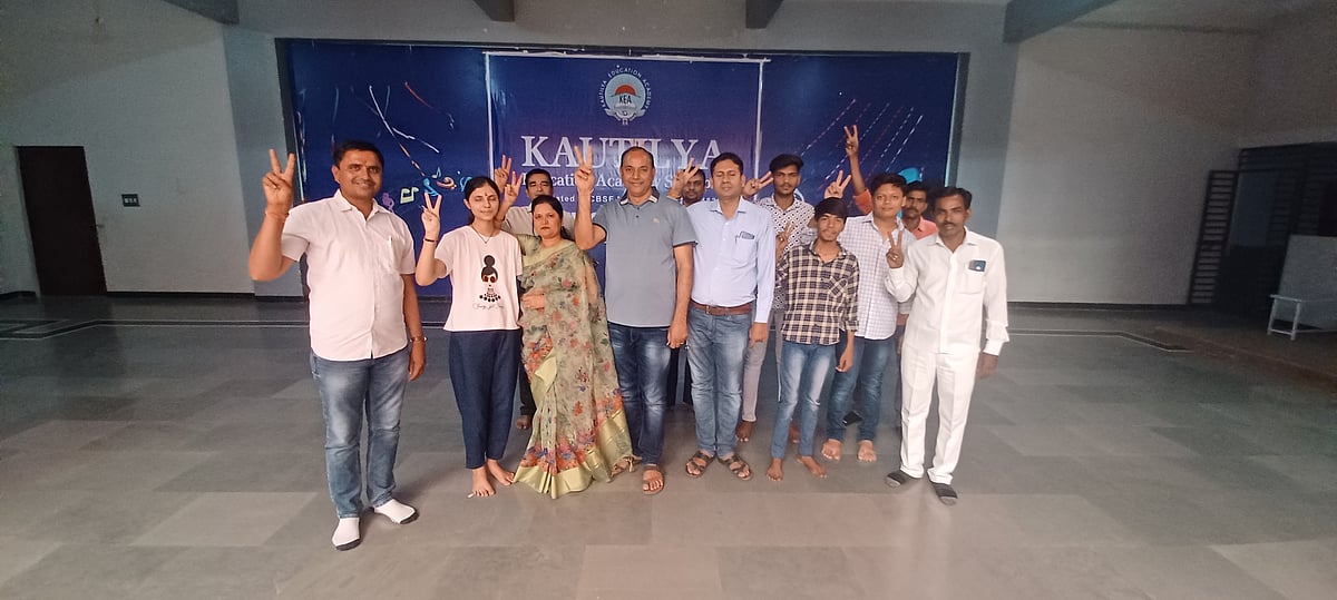 MP: With 96 % Sunil Dhakad tops Shajapur city in class 12 board 