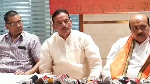 MP: BJP MLA Sushil Tiwari writes to CM Chouhan, says 'liquor mafia' selling booze at higher prices in Jabalpur 