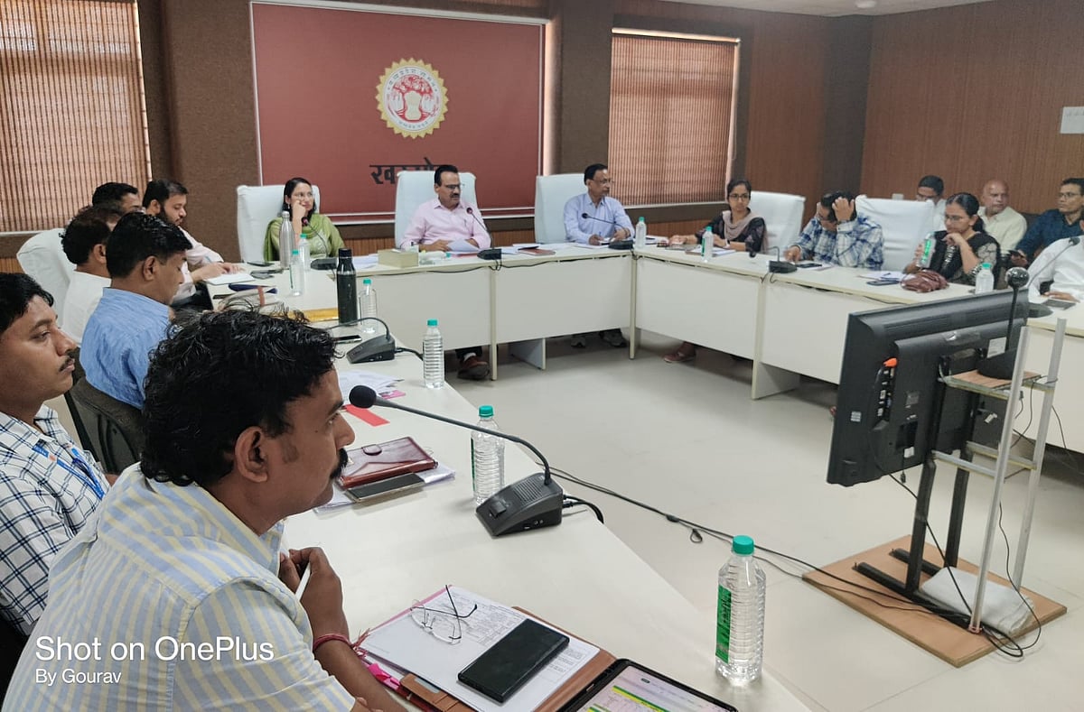 Madhya Pradesh: Officials’ salaries withheld over pending complaints