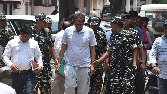 Chhattisgarh: Liquor Mafia busted as ED arrests key suspects; IAS officer's name surfaces in ₹2,000 crore scam