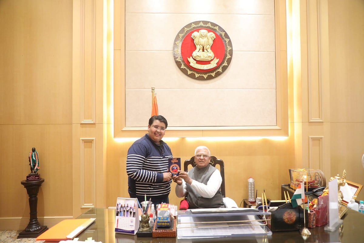 Indore: Winner of PM’s National Child 
award, Avi, meets Governor