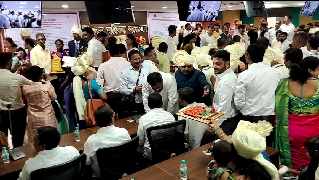 Zilla Parishad awards held in a chaotic atmosphere