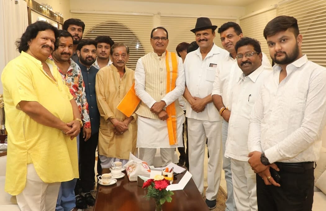 Bhopal: Sattan meets CM, rids of anger
