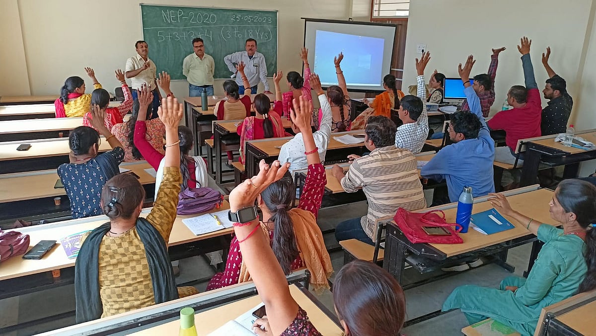 Madhya Pradesh: Tribal dept holds five-day training of new teachers