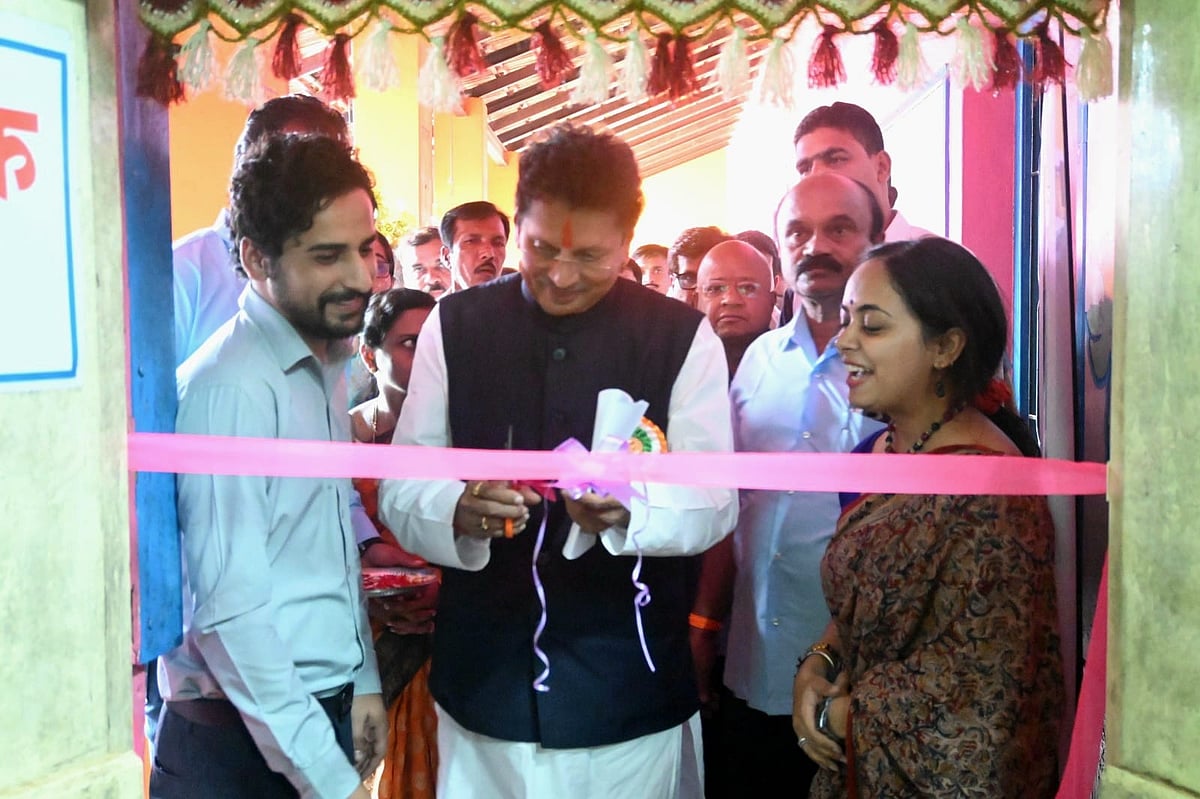 Education minister, Deepak Kesarkar inaugurating the event.