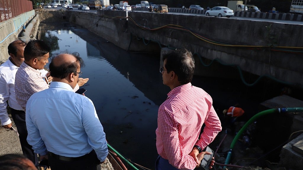Navi Mumbai: NMMC penalises negligent contractors for gutter cleaning as pre-monsoon work commences
