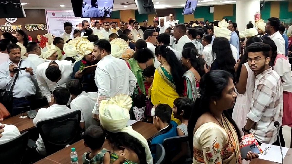 Palghar: Zilla Parishad awards held in a chaotic atmosphere 