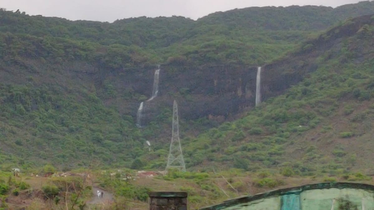 Navi Mumbai: Section 144 Imposed At Pandavkada Waterfalls, Puts Up Notice Board