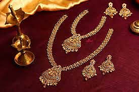 Madhya Pradesh: Army Man, Wife Lost & Found Bag With Rs 20L Jewellery In An Hour