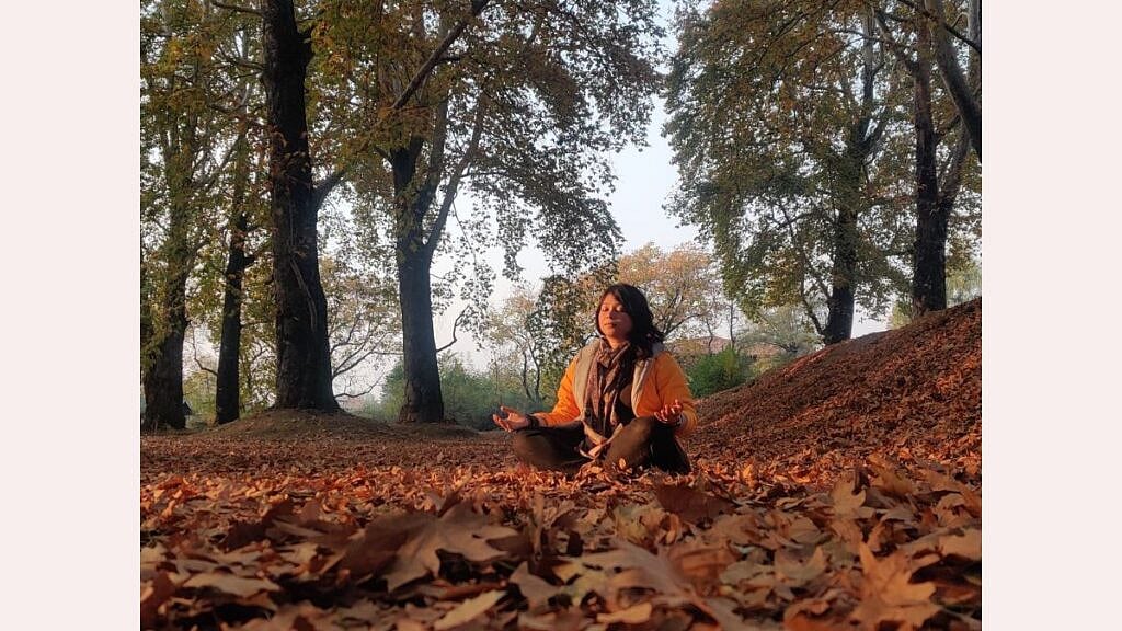 Healing the Mind, Body, and Soul: Nidhi Agarwal’s Pranic Healing and Holistic Approach