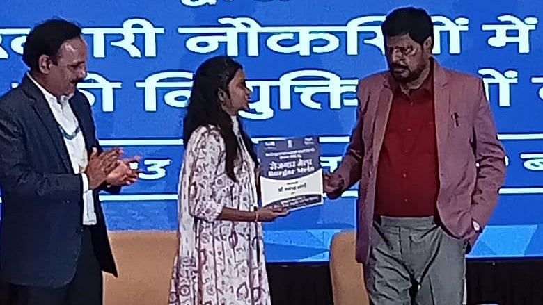 Central Railway gives 7503 appointment letters to new recruits under Rozgar Mela