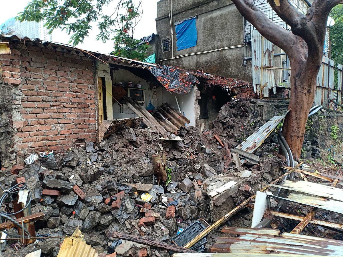 The area was cordoned off by the authorities to ensure public safety.