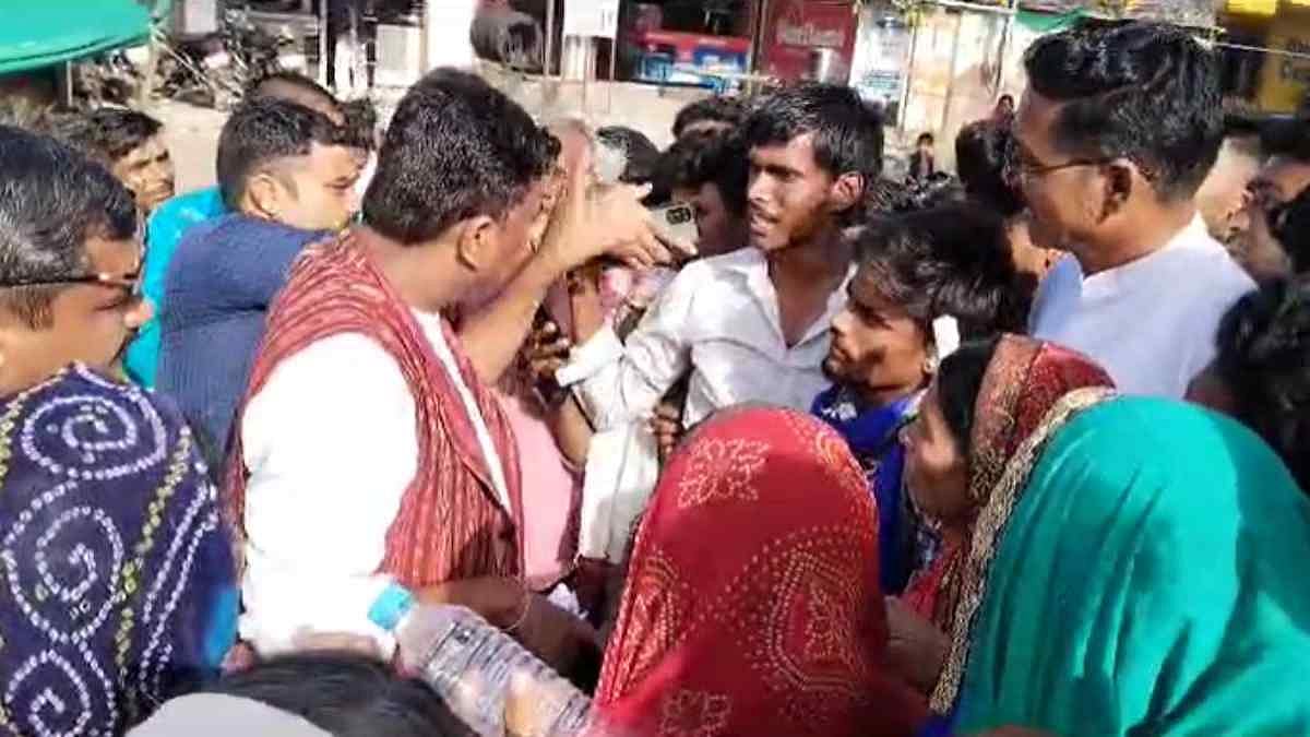 Madhya Pradesh: Manawar MLA Loses Cool As Farmers Remind Him Of His Promise