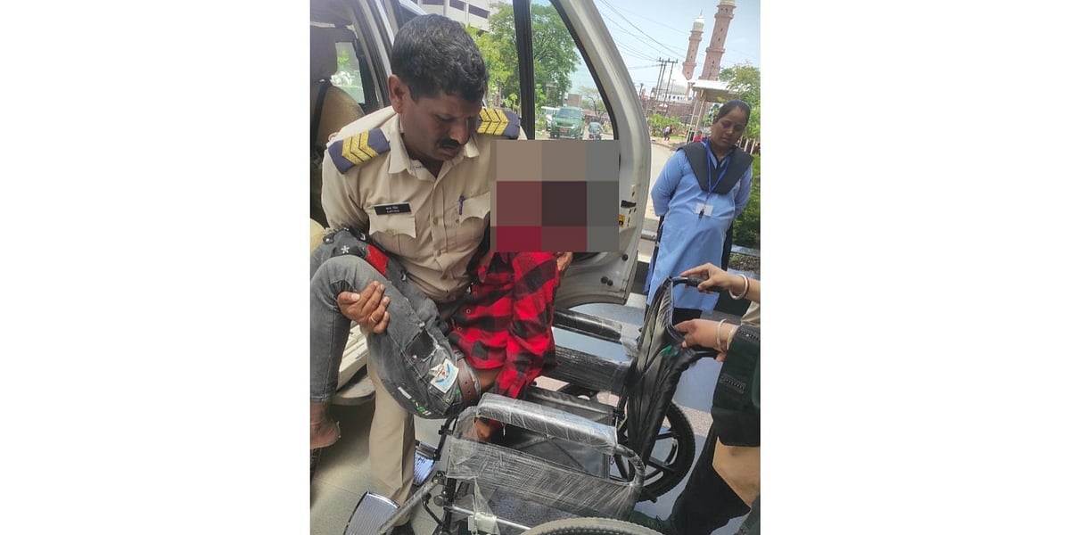 Bhopal: Police Foil Youth's Suicide Bid In Bilkheria
