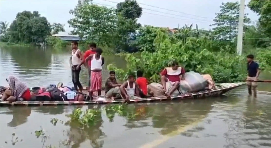 382.75 hectares of cropland in the Barpeta district are still under water