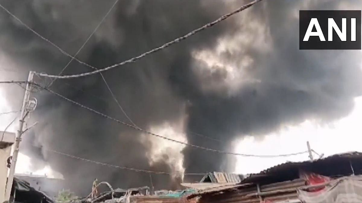 Massive fire breaks out in Delhi's Jahangirpuri; visuals surface