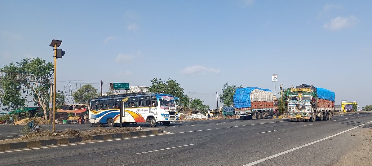 Madhya Pradesh: Amjhera Residents Demand Roundabout At Mangod Square