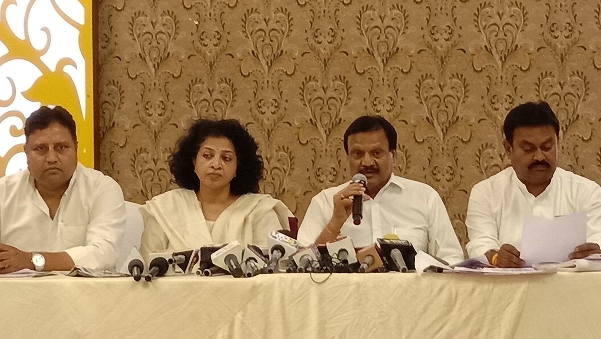 CONGRESS ALLEGES: City Master Plan approved to protect vested interests of minister and builders