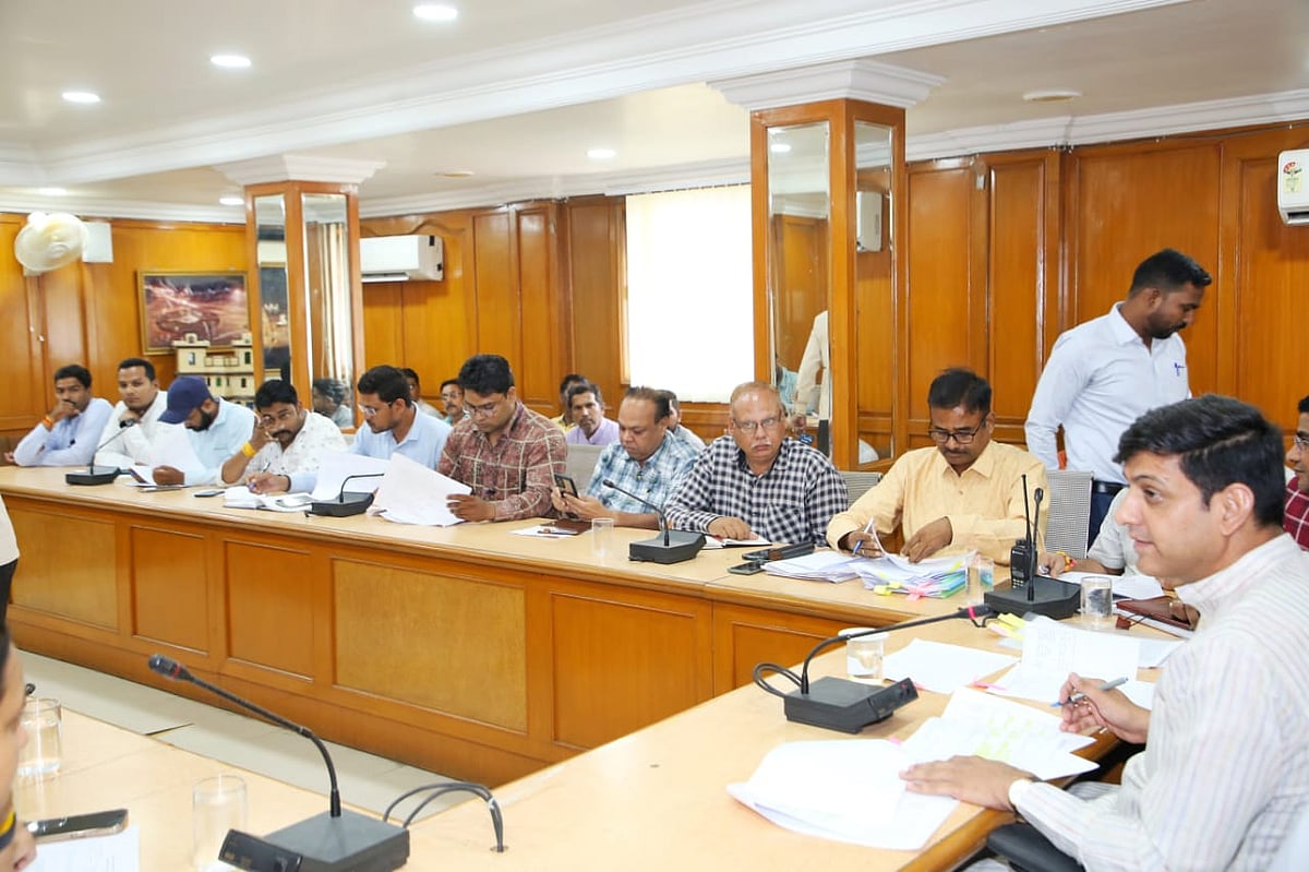 Indore: Mayor Orders Weekly Review Of Development Work At Zone Level