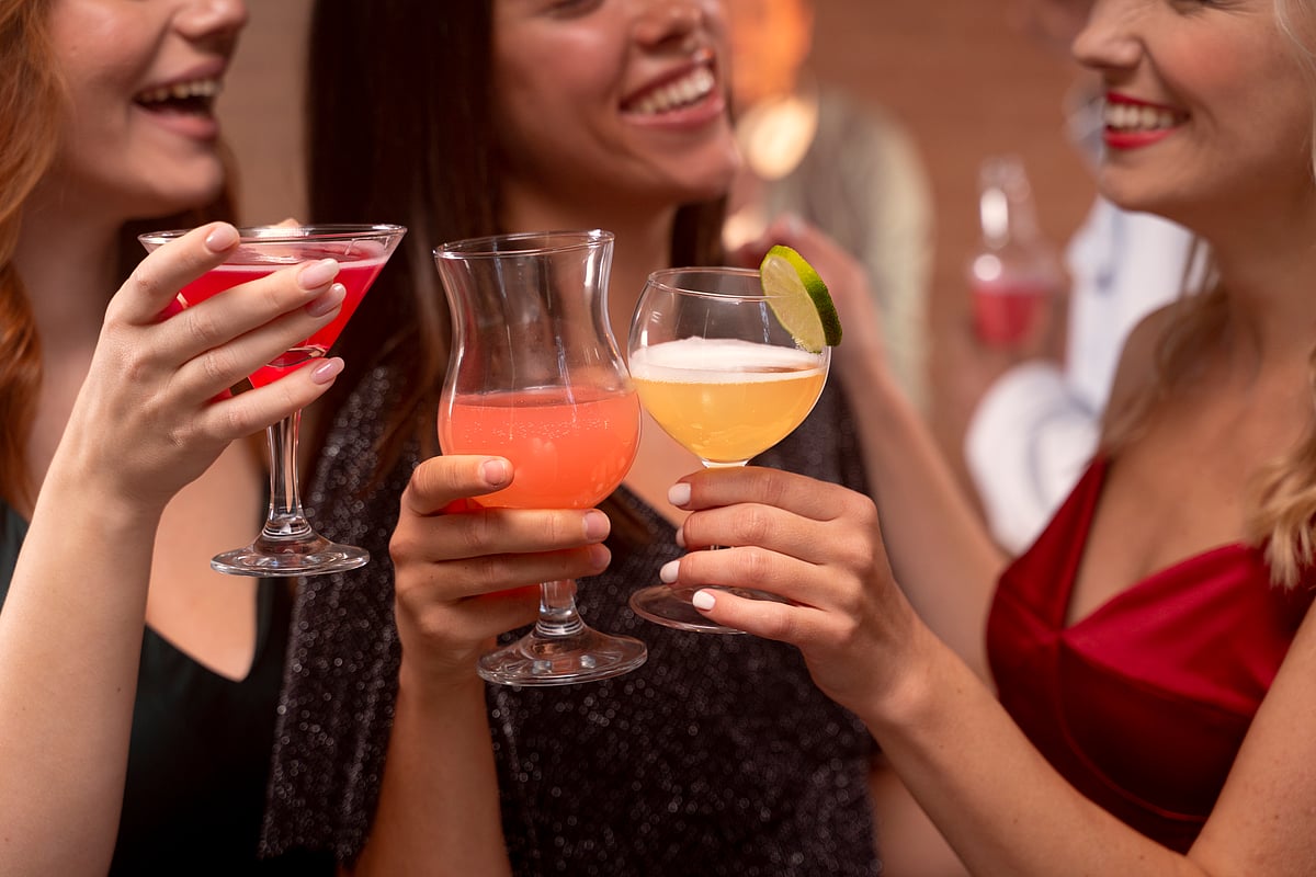 Woman Fined ₹3,400 In Chinese Bar For Failing To Create A 'Vibrant Enough Vibe'