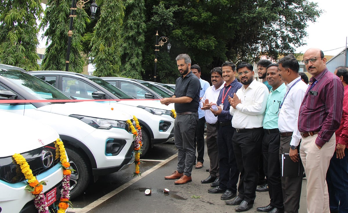 Pimpri Chinchwad: PCMC Adds 7 EVs To Its Fleet | PCMC