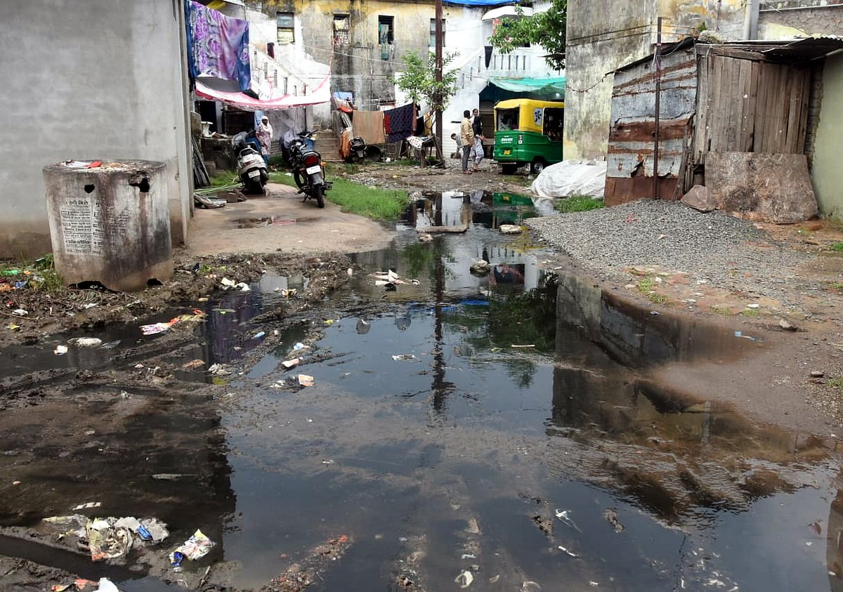 Bhopal: Supply Of Sewage-Mixed Water Riles Karond Residents 