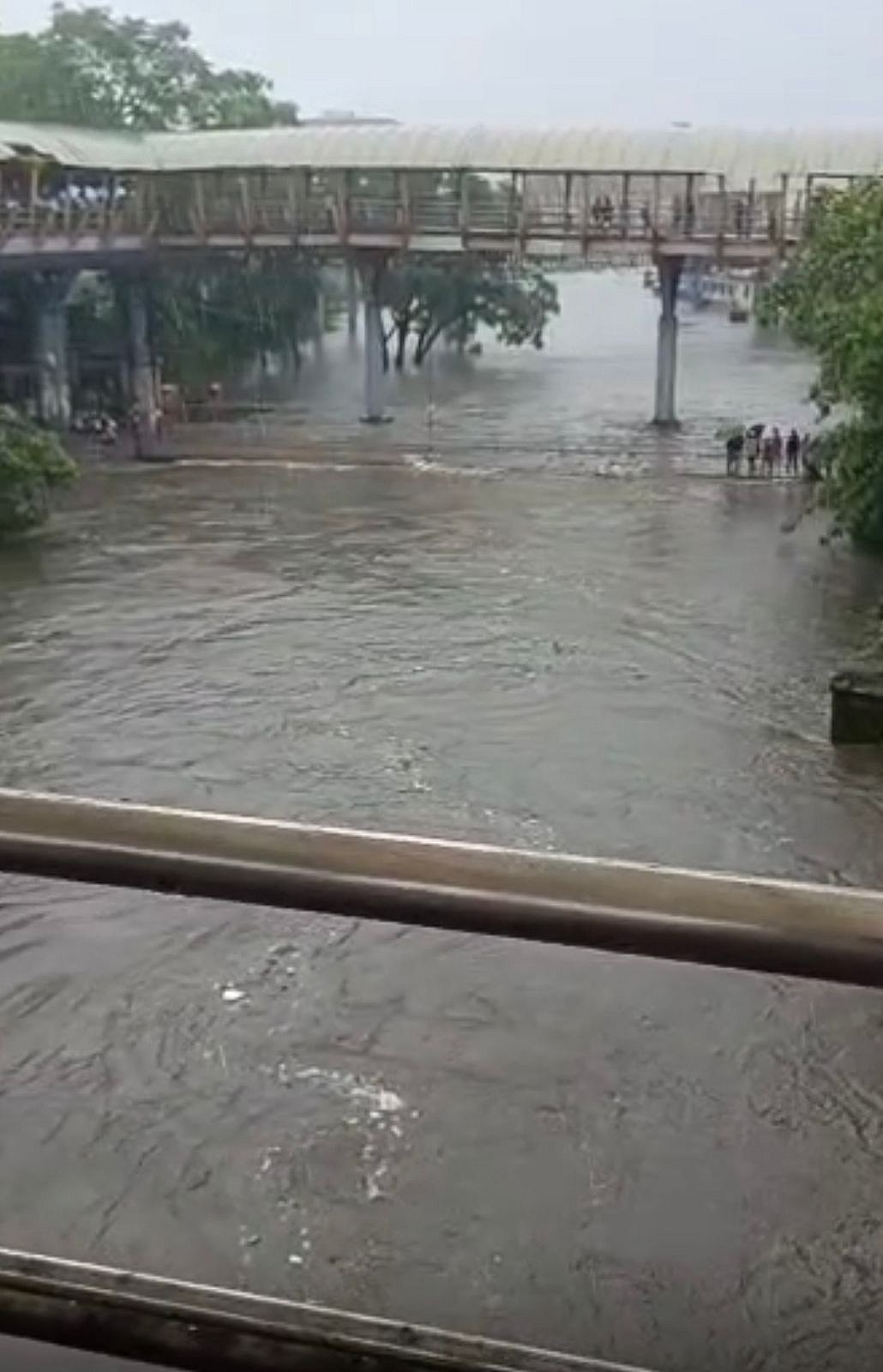 Thane District Administration Issues Alert as Ulhas River Water Level Exceeds Warning Mark