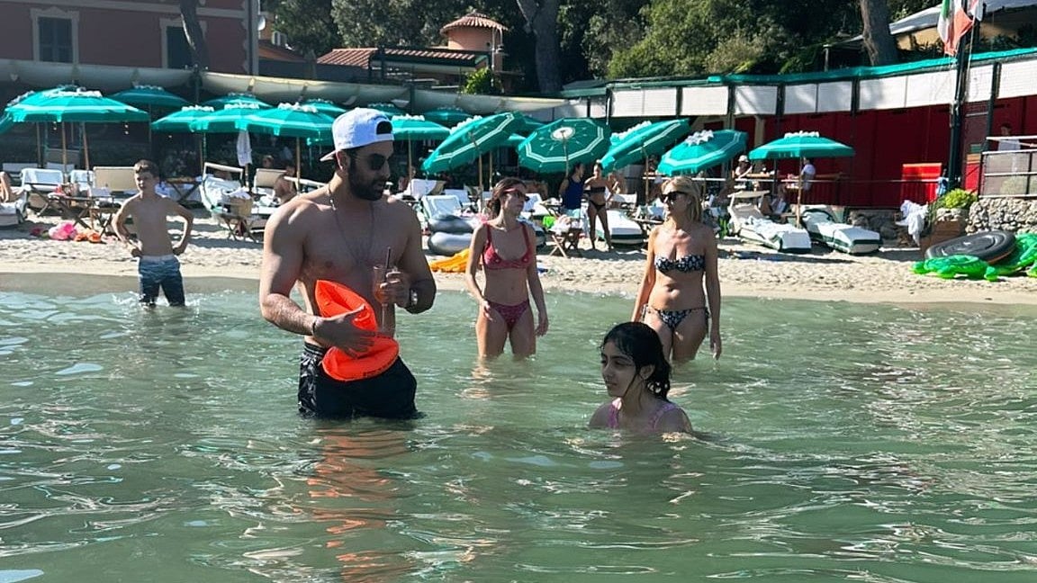 Ranbir Kapoor Goes For A Swim With Niece Samara In Italy; Photo Goes Viral 