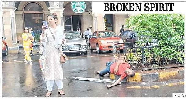 What 'spirit of Mumbai'? A disabled man had a fall at Horniman Circle recently but passersby remained oblivious
