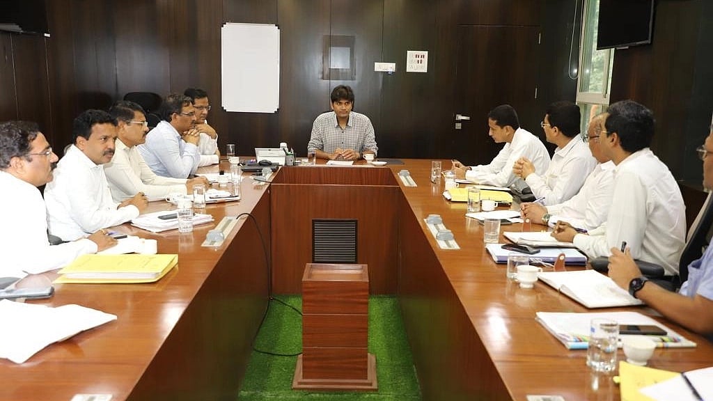 Thane: Bombay HC Orders TMC to De-Concretise Trees Along Roads