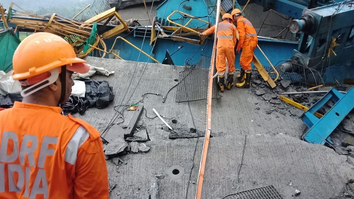 Samruddhi Expressway Construction Mishap: Visuals From Accident Site Show Wreckage That Left 17...