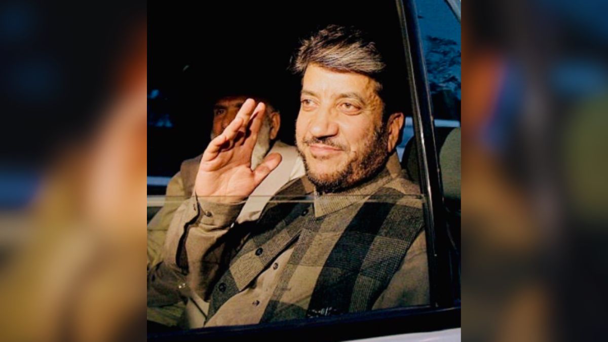 Delhi HC Issues Notice To NIA On Shabir Ahmad Shah s Bail Plea In Delhi HC Issues Notice To NIA On Shabir Ahmad Shah s Bail Plea In